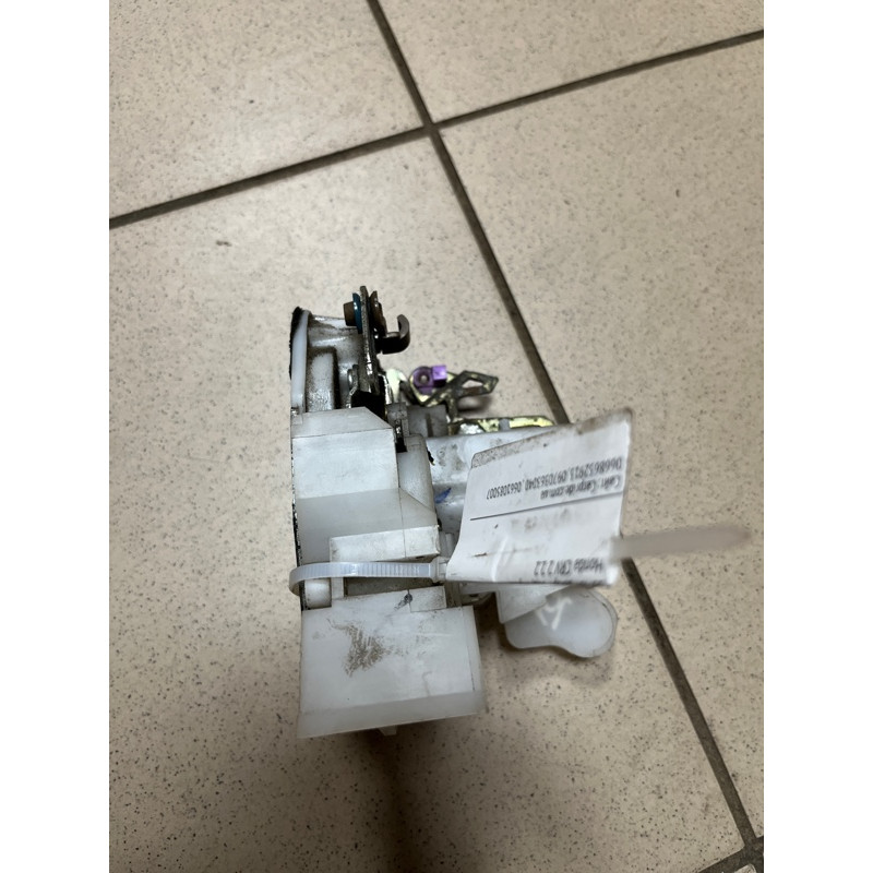 Замок двери (кузов и элементы) Honda CRV RD7 2003 2.2 72612S9AG01