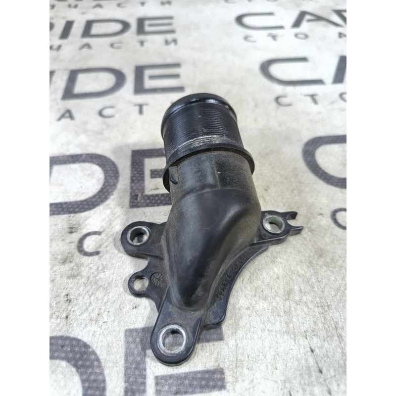 Фланец (система охлаждения) RENAULT Koleos HY 2008 2.0 7701476602