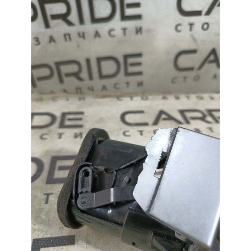 Дефлектор воздуховода (салон) RENAULT Koleos HY 2008 2.0 68760jy00a