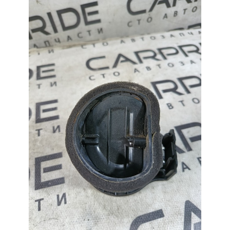 Дефлектор воздуховода (салон) RENAULT Koleos HY 2008 2.0 68760jy00a