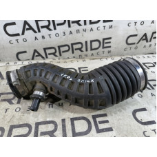 Патрубок воздушного фильтра