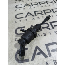 Главный цилиндр сцепления