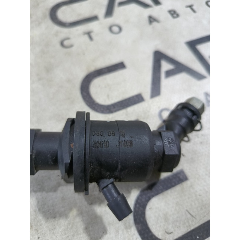 Главный цилиндр сцепления (трансмиссия) RENAULT Koleos HY 2008 2.0 30610jy40b