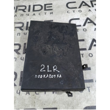 Крышка блока предохранителей