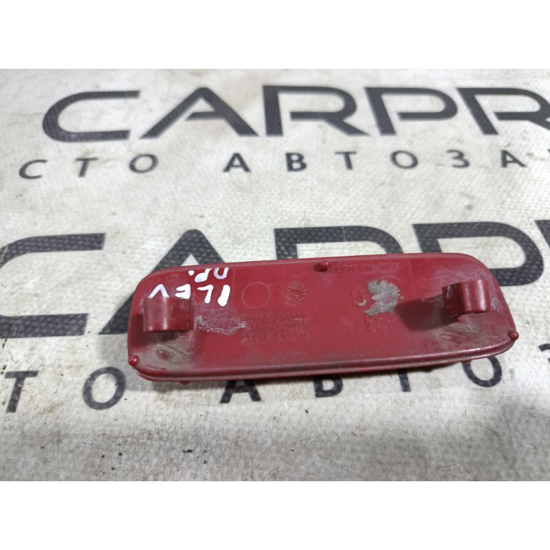 Катафот бампера (кузов и элементы) PEUGEOT 607 1 2002 3.0i V6