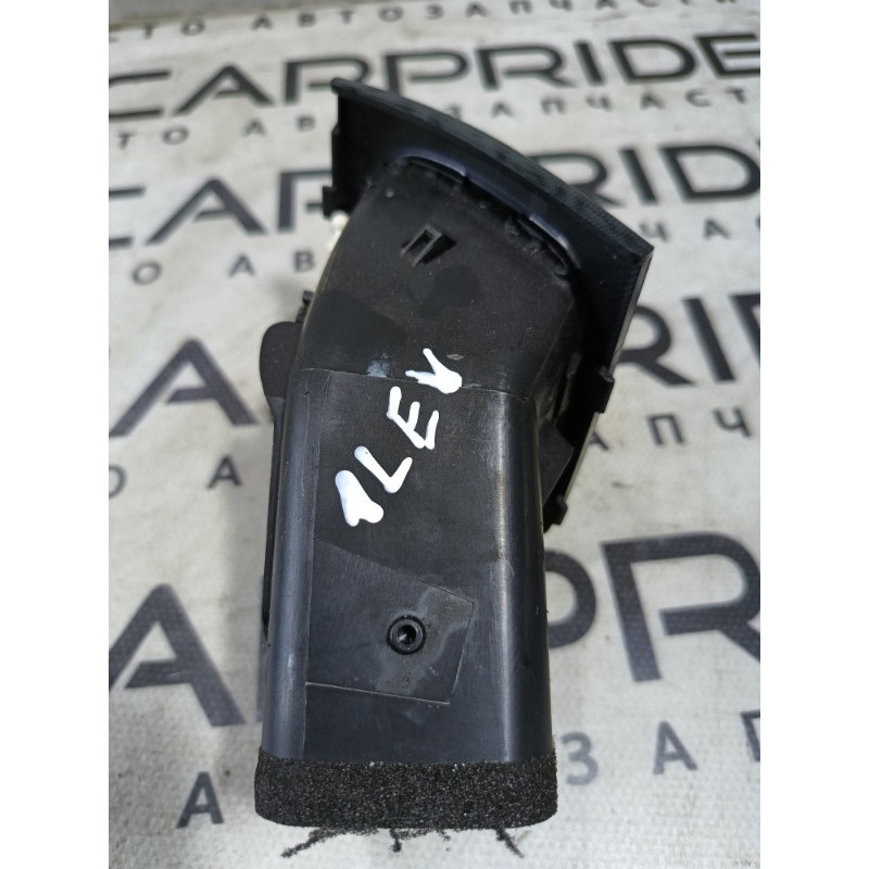 Дефлектор воздуховода (салон) PEUGEOT 607 1 2002 3.0i V6 9629443977