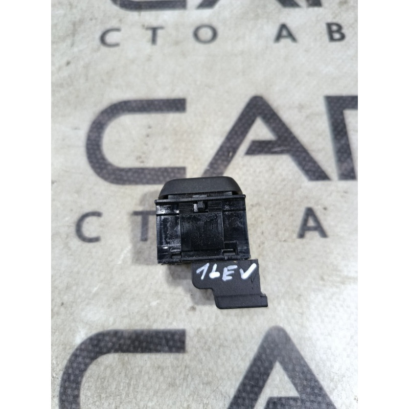 Кнопка стеклоподъемника (электрика / кнопки) PEUGEOT 607 1 2002 3.0i V6