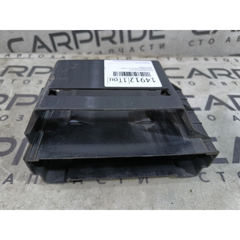 Кронштейн блоку управління (кузов і елементи) Volkswagen Touareg 7L 2004 3.2 7l0927131d