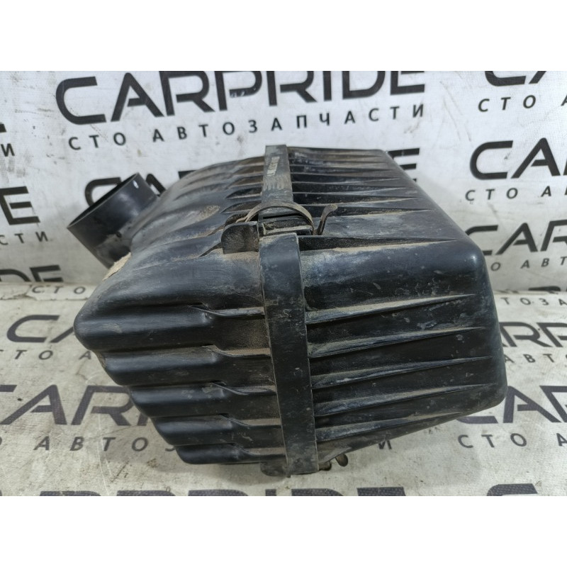 Корпус воздушного фильтра (впускная система) Hyundai Santa Fe SM 2005 2.0 2811226000