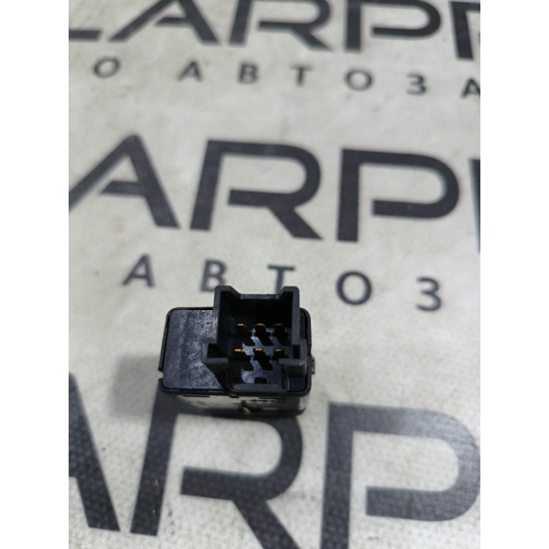 Кнопка противотуманных фар (электрика / кнопки) LAND ROVER Range Rover P38 1996 4.6 Lucas