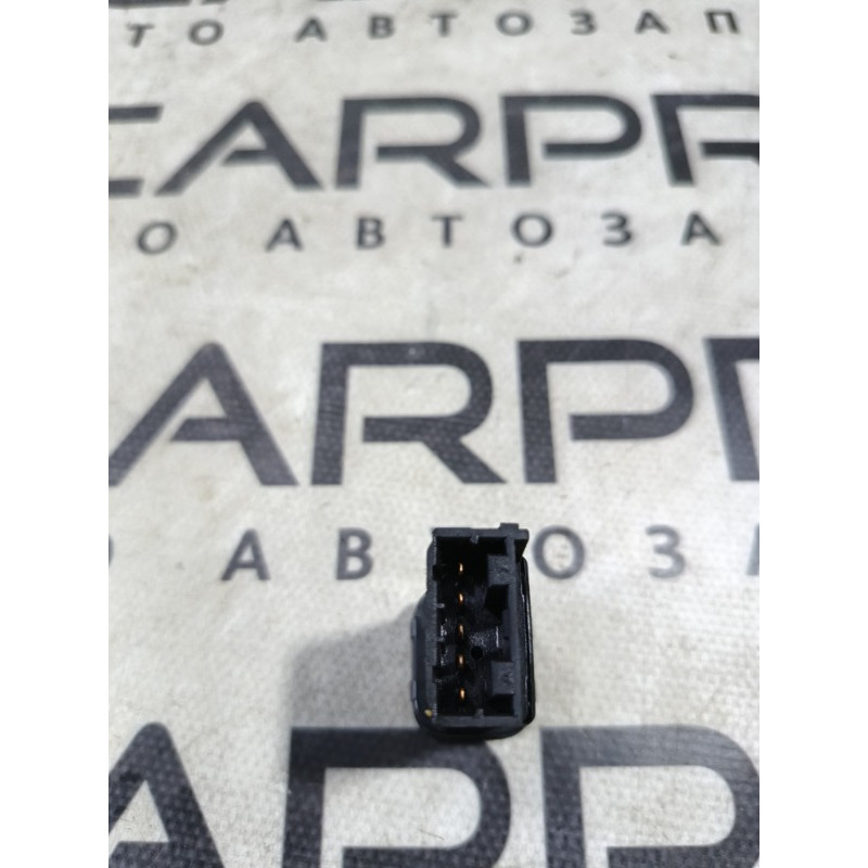 Кнопка открытия лючка топливного бака (электрика / кнопки) LAND ROVER Range Rover P38 1996 4.6 Lucas AMR3388