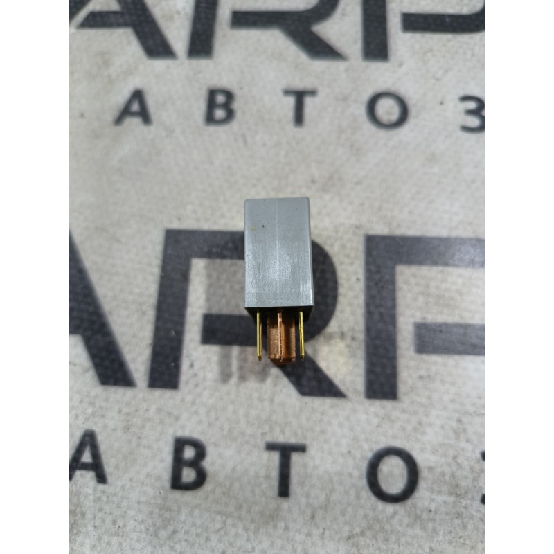 Реле (электрика) Hyundai Santa Fe SM 2005 2.0 952252d000