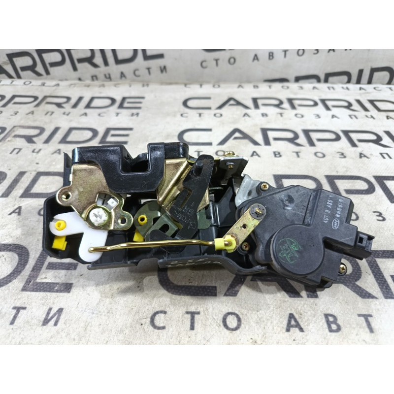 Замок двери (кузов и элементы) Hyundai Santa Fe SM 2005 2.0 8142026000