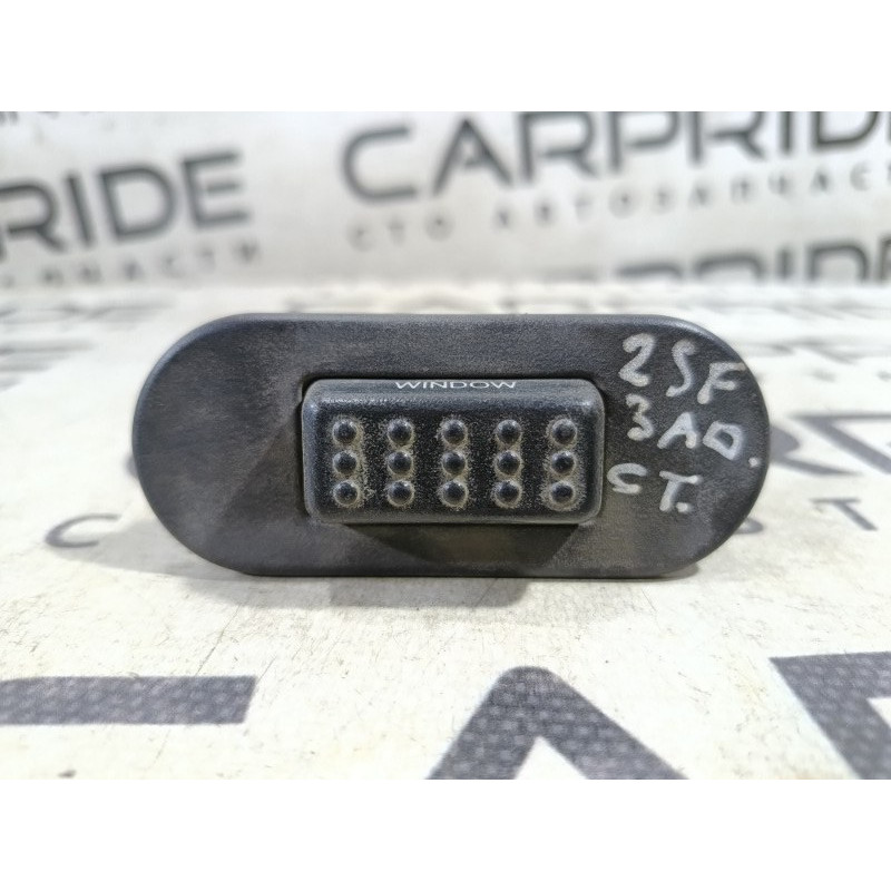 Кнопка открывания крышки багажника (электрика / кнопки) Hyundai Santa Fe SM 2005 2.0 8127026000