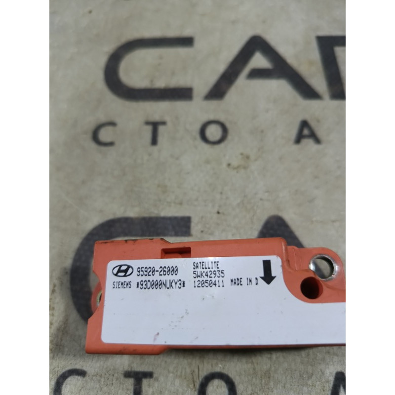 Датчик удара (электрика / датчики) Hyundai Santa Fe SM 2005 2.0 9592026000