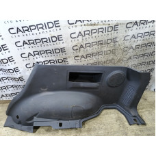 Обшивка багажника