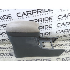 Подлокотник