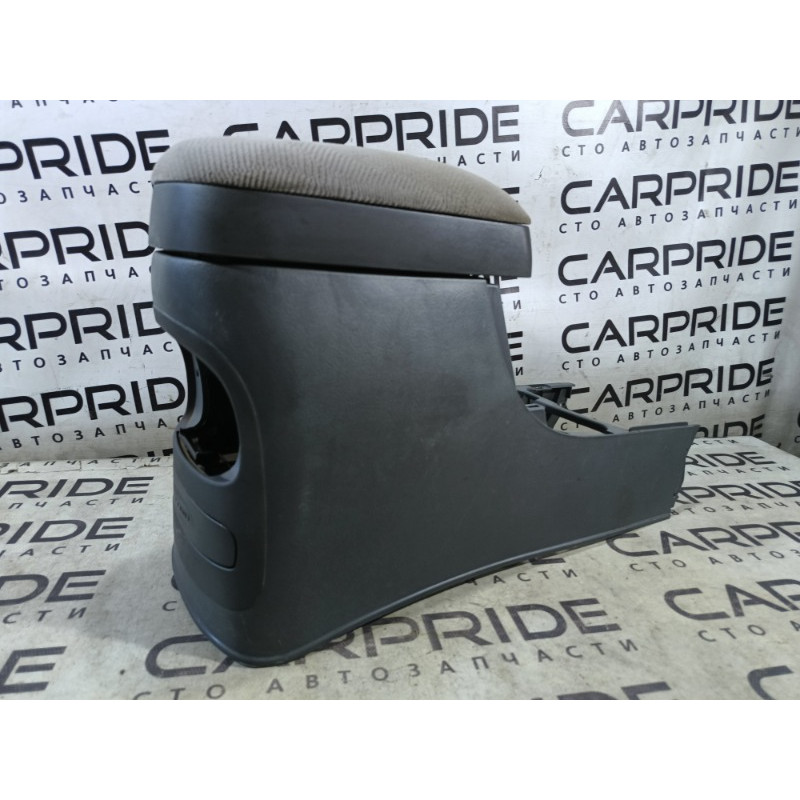 Подлокотник (салон) Hyundai Santa Fe SM 2005 2.0 8461126000