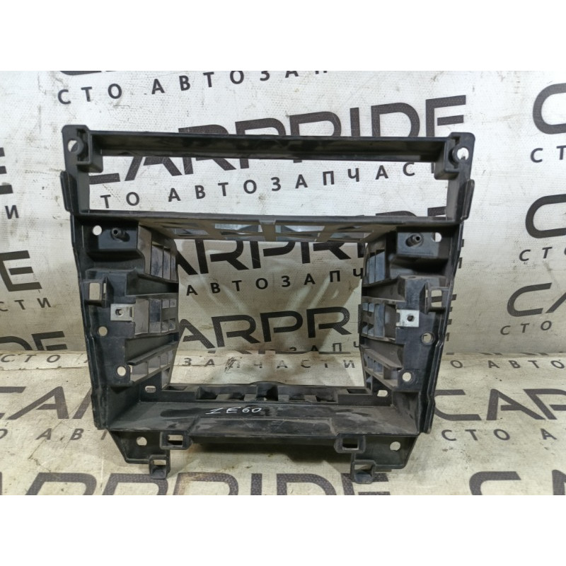 Рамка магнитофона (салон) BMW 5-series E60 2004 M54B22 51457076082