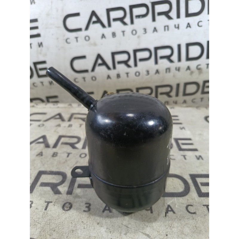 Пневмоакумулятор (електрика) BMW X5 E53 2003 M62B44 37126755021