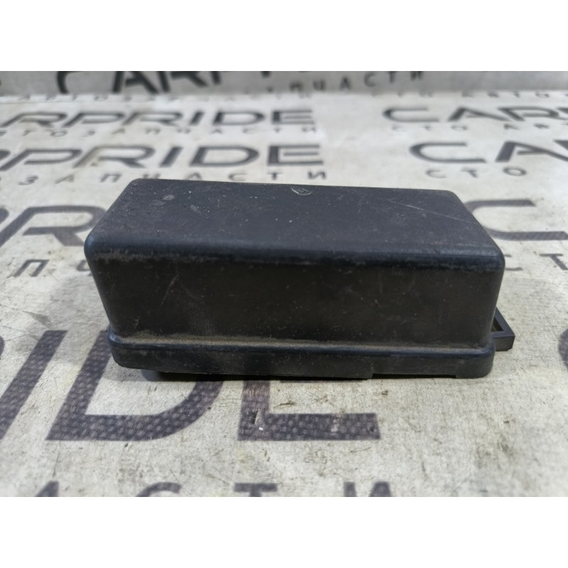Кришка блоку реле (кузов і елементи) BMW 5-series E34 61131382420