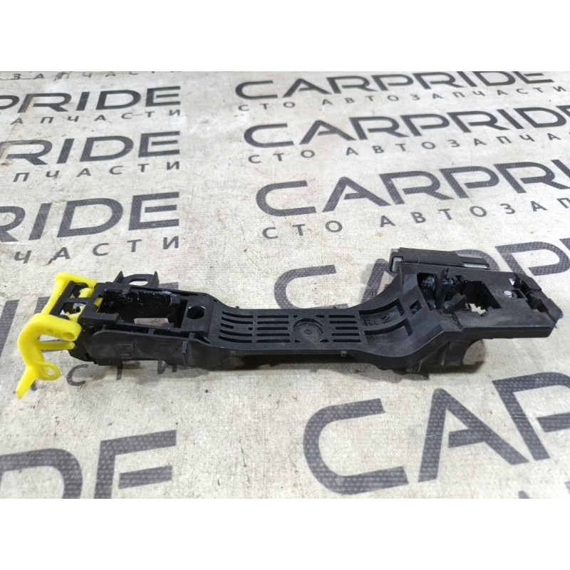 Кронштейн ручки двери (кузов и элементы) Subaru Forester SJ 62142SG000