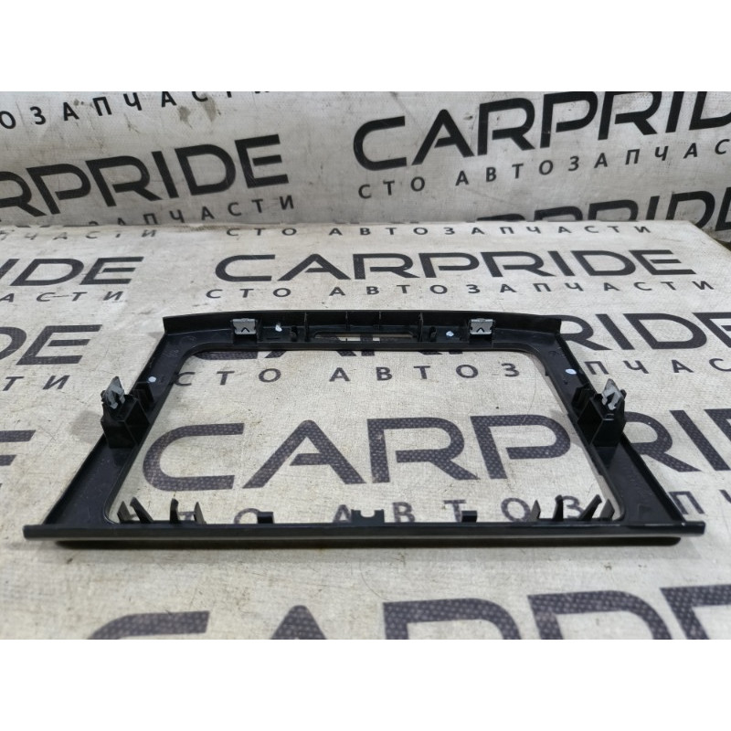 Рамка магнитофона (салон) Volkswagen Passat B6 2008 2.0 BKP 3c0858069m