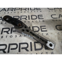 Подушка двигателя