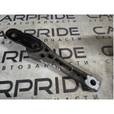 Подушка двигателя