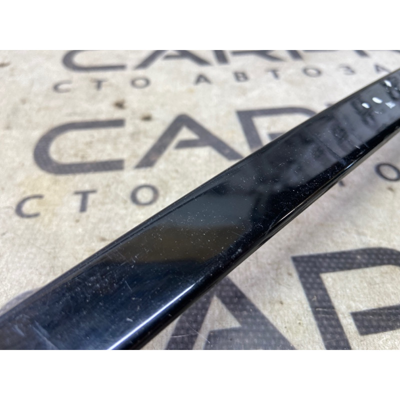 Направляющая стекла двери (кузов и элементы) BMW 3-series F30 2013 N47D20 51357263382