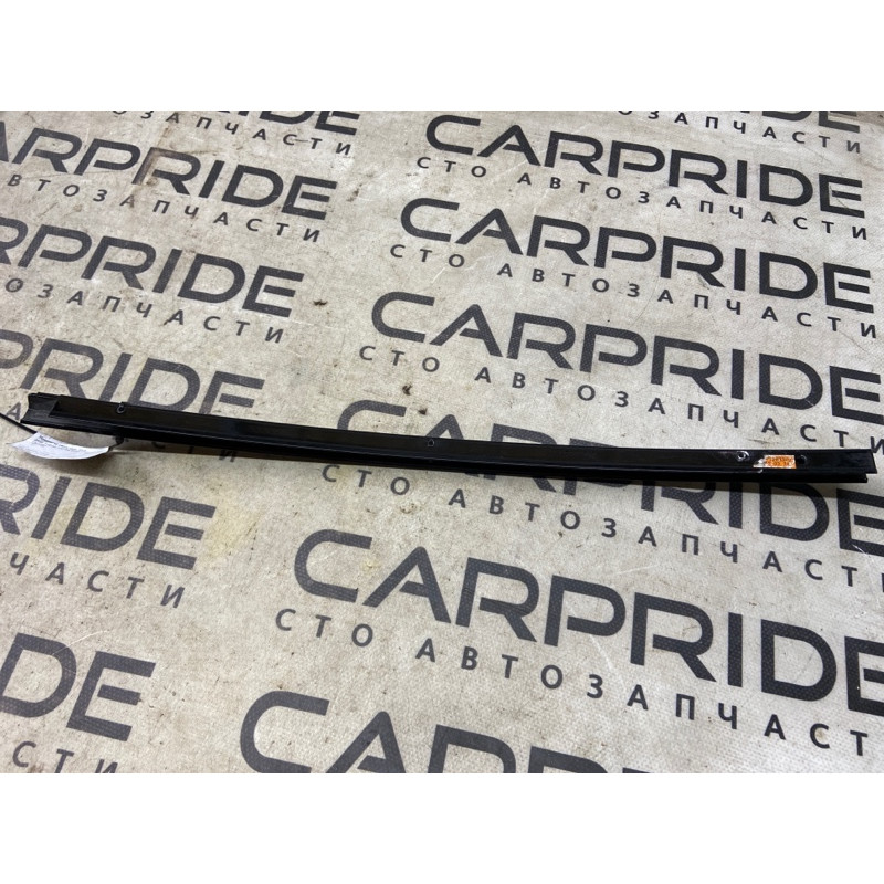 Направляющая стекла двери (кузов и элементы) BMW 3-series F30 2013 N47D20 51357263382