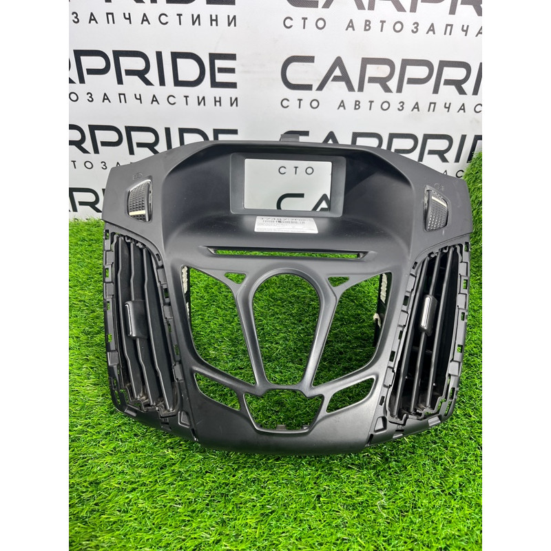 Рамка магнитофона (салон) FORD Focus MK3 2014 2.0 CV6Z-18842-JA