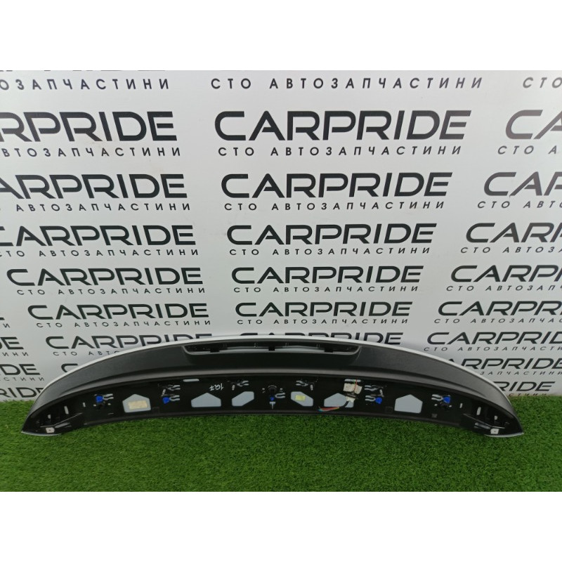 Спойлер (кузов и элементы) Audi Q7 4M 2015 3.0 CRE 4m0827933