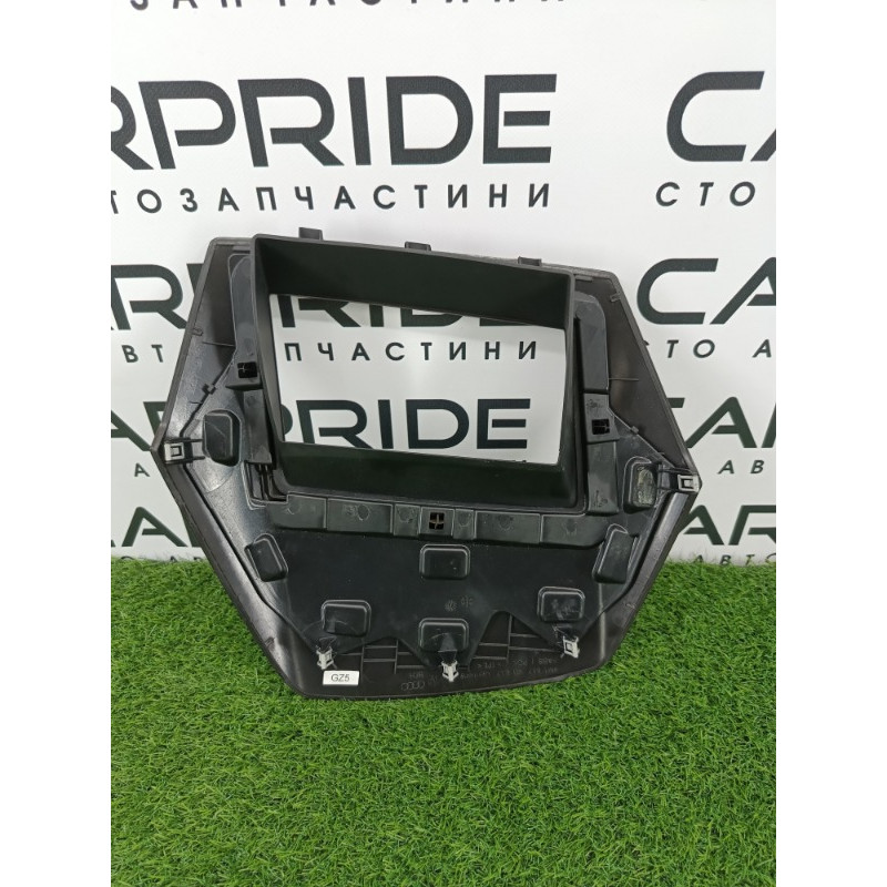 Накладка торпеды (салон) Audi Q7 4M 2015 3.0 CRE 4m1857161