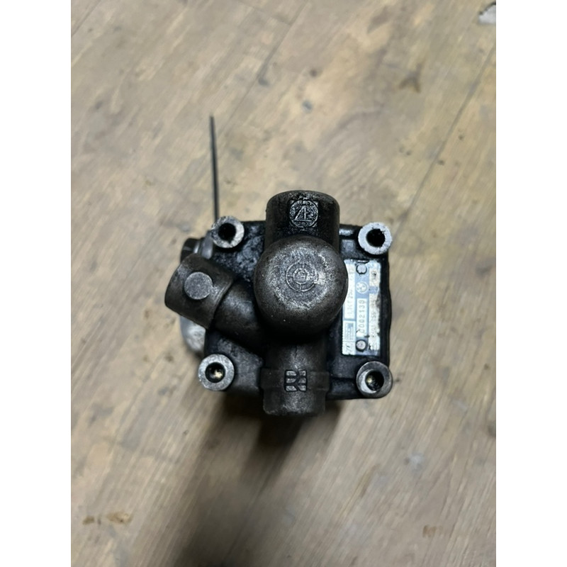 Насос гидроусилителя руля (рулевое управление) BMW 5-series E34 32411141250