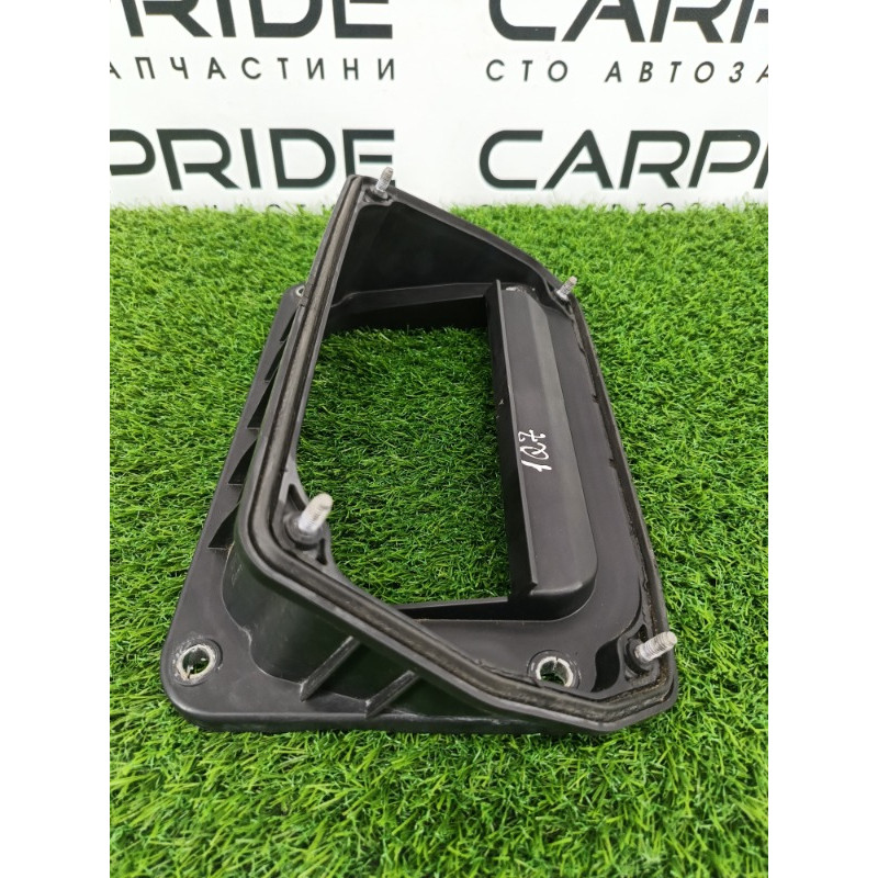 Воздухозаборник (впускная система) Audi Q7 4M 2015 3.0 CRE 4m1815237a