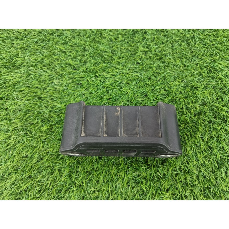 Піддомкратник (кузов і елементи) Audi Q7 4M 2015 3.0 CRE 4M0802845C