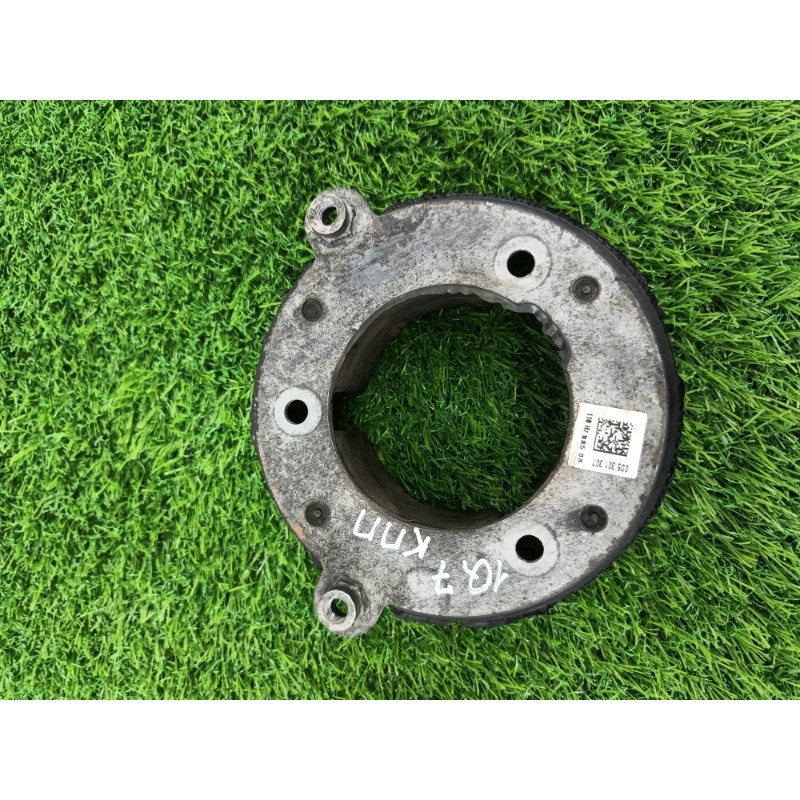 Инерционный демпфер (трансмиссия) Audi Q7 4M 2015 3.0 CRE 0d5301307