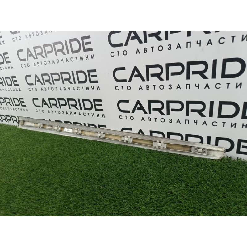 Молдинг двери внешний (кузов и элементы) Mercedes-Benz M-class W164 a1646900062