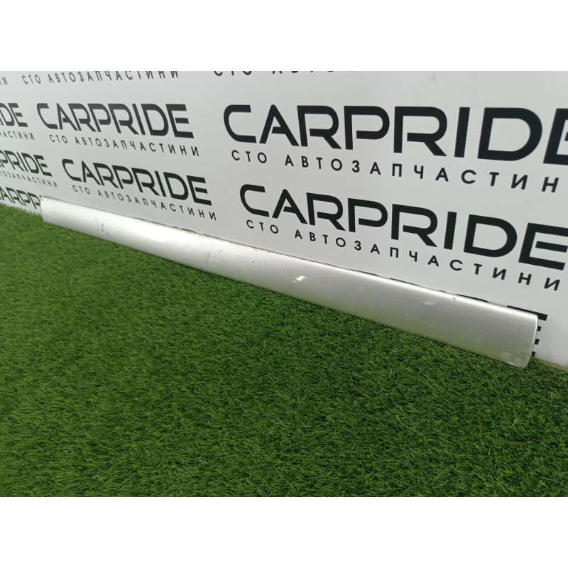 Молдинг двери внешний (кузов и элементы) Toyota Highlander XU20 7573248020