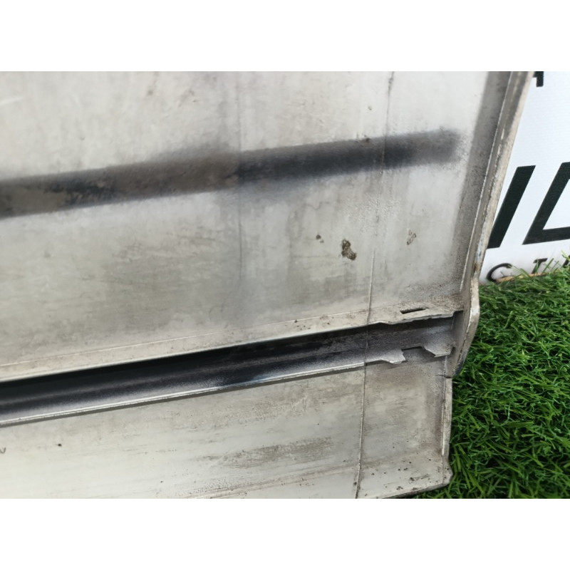 Накладка двери внешняя (кузов и элементы) Mercedes-Benz E-class W124 1990 3.2 1246902240r