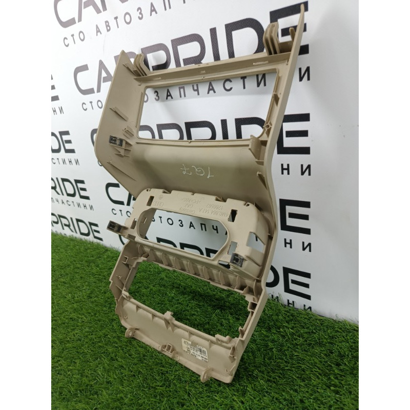 Накладка центральной консоли (салон) Audi Q7 4M 2015 3.0 CRE 4m0864147a