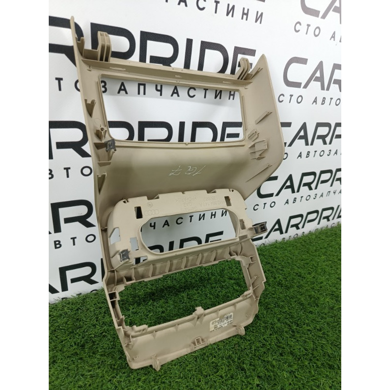 Накладка центральной консоли (салон) Audi Q7 4M 2015 3.0 CRE 4m0864147a