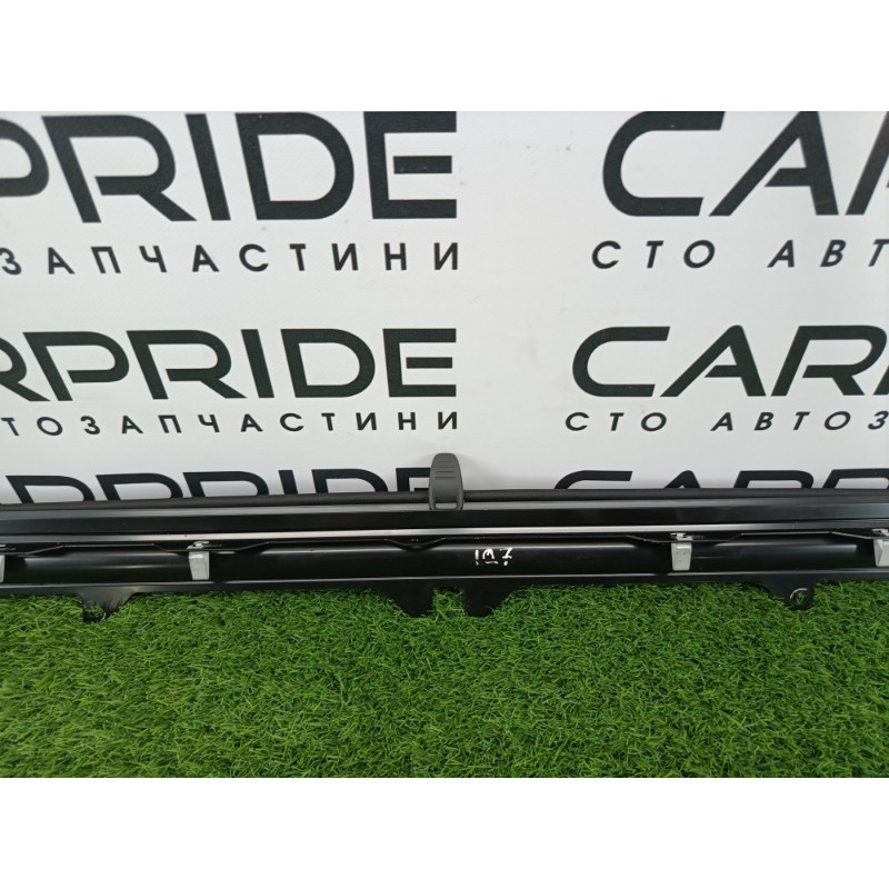 Солнцезащитная шторка (салон) Audi Q7 4M 2015 3.0 CRE 4M0861325BQBC