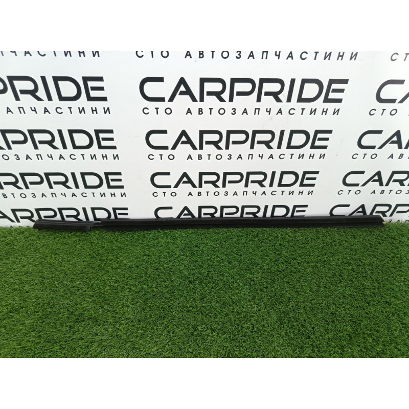 Молдинг стекла внутренний (наружные элементы кузова) Audi Q7 4M 2015 3.0 CRE 4m0837479