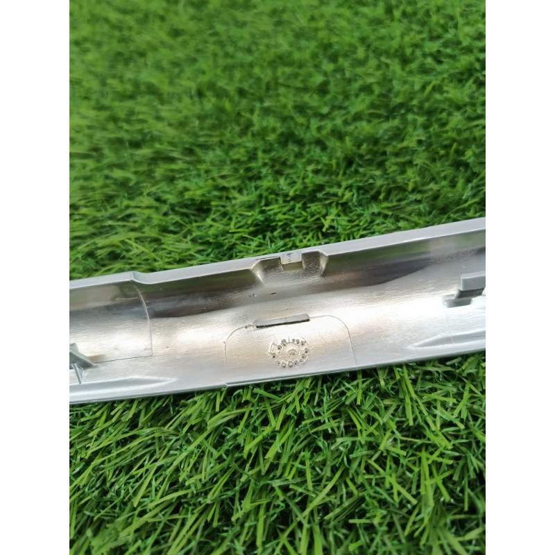 Декоративная накладка карты двери (салон) Mercedes-Benz GL X164 2012 4.6 a1647302422