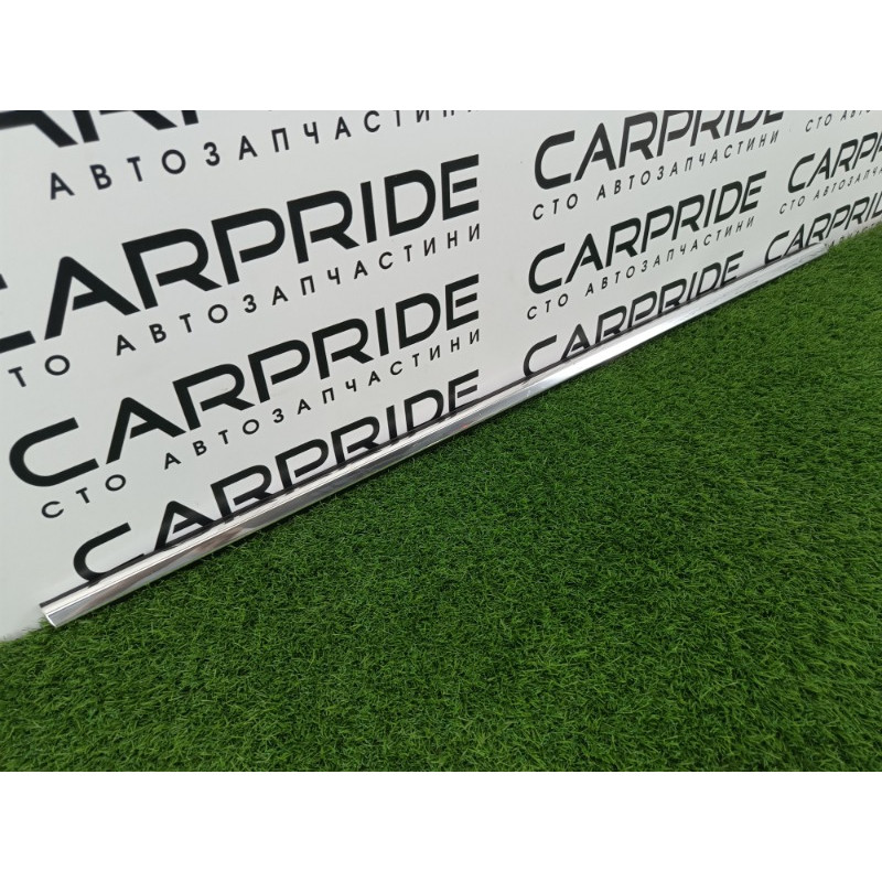 Молдинг стекла (кузов и элементы) Cadillac Xt5 1 2016 3.6 84175957