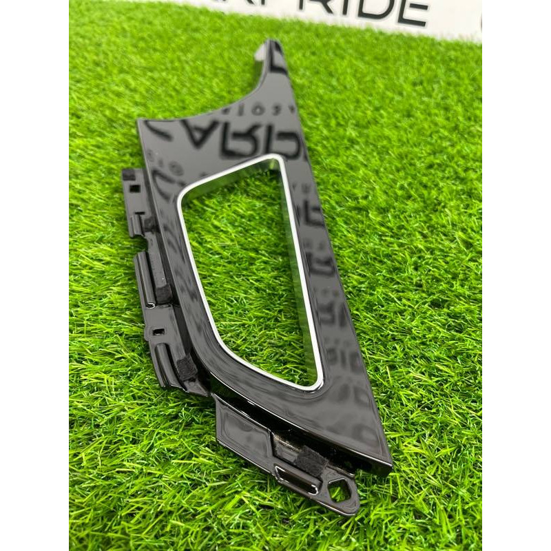 Декоративная накладка карты двери (салон) Audi Q7 4M 2015 3.0 CRE 4M0867102H1LQ