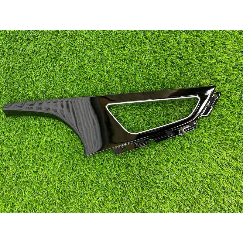 Декоративная накладка карты двери (салон) Audi Q7 4M 2015 3.0 CRE 4M0867102H1LQ