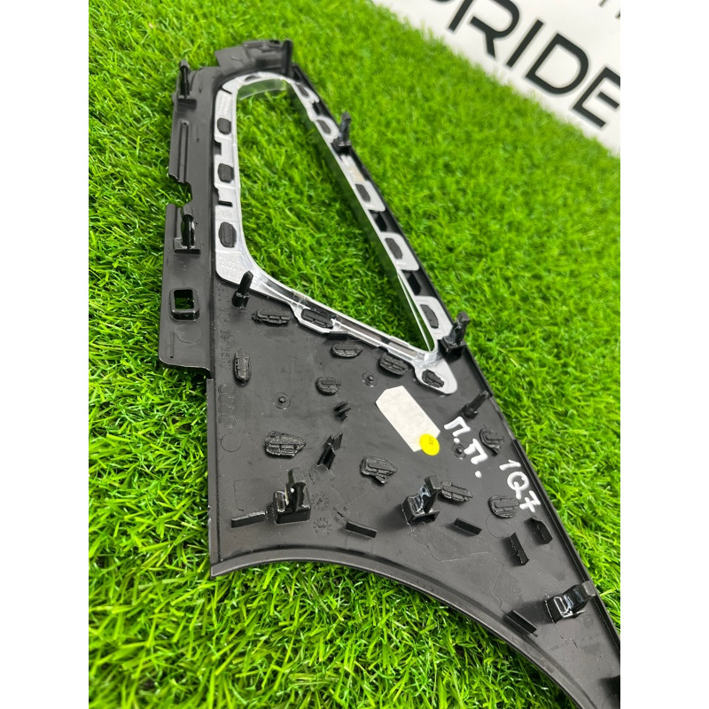 Декоративная накладка карты двери (салон) Audi Q7 4M 2015 3.0 CRE 4M0867102H1LQ